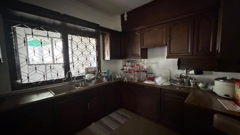 Rumah Banglo untuk Dijual di SS19 (Subang Jaya) - Fatin Azemi - Kitchen - PropertyGuru.com.my