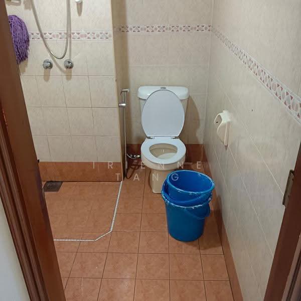 Condominium for Sale at Gurney Park Condominium - Irienne Tang - Bathroom - PropertyGuru.com.my