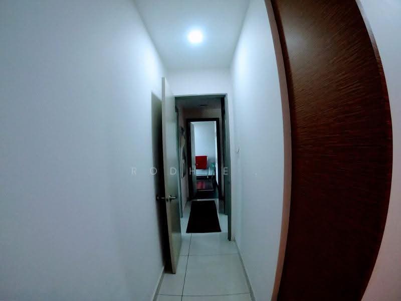 Kondominium untuk Disewa di Saville @ The Park - Rodhie . - Corridor - PropertyGuru.com.my