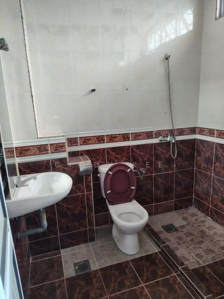 2-storey Terraced House for Sale in Taman Bukit Mayang Emas (Petaling Jaya) - Cindy Kee - Bathroom - PropertyGuru.com.my