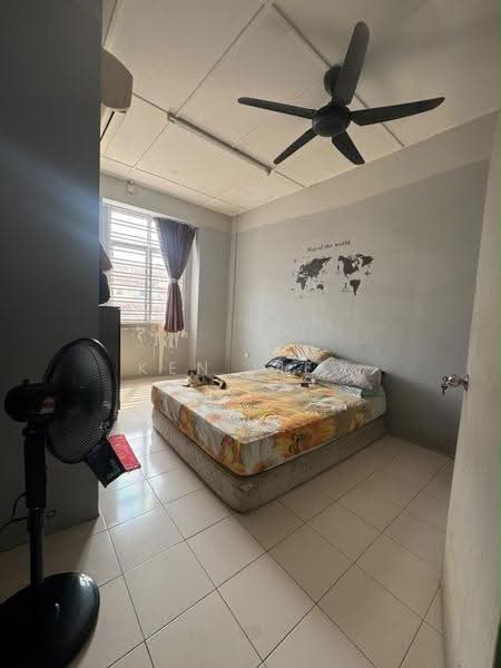 2-storey Terraced House for Sale in Taman Putri Kulai (Kulai) - Ken Liew - Bedroom - PropertyGuru.com.my