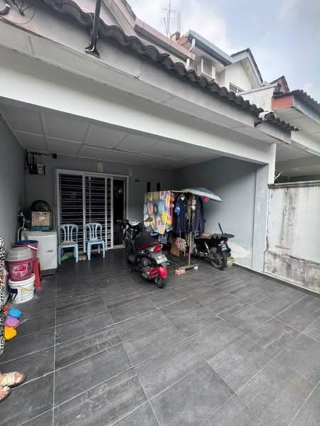 2-storey Terraced House for Sale in Taman Putri Kulai (Kulai) - Ken Liew - Exterior - PropertyGuru.com.my