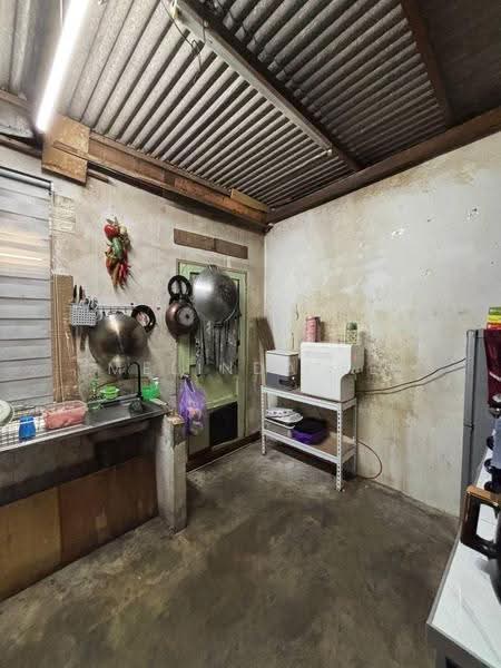 2-storey Terraced House for Sale in Taman Rinting (Masai) - Melinda Ee - Kitchen - PropertyGuru.com.my