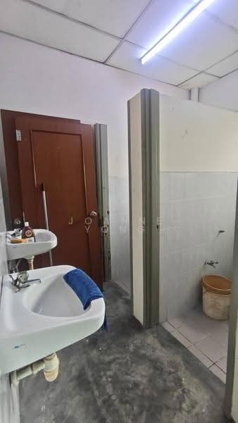 Shop / Office for Rent in Skudai (Johor) - Joanne Yong - Bathroom - PropertyGuru.com.my