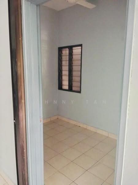 Pangsapuri untuk Disewa di Suria Apartment - Johnny Tan - Interior - PropertyGuru.com.my