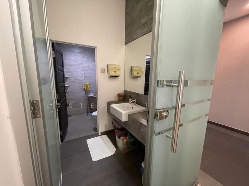Pejabat untuk Disewa di Simpang Ampat (Penang) - Stephy Tan - Bathroom - PropertyGuru.com.my