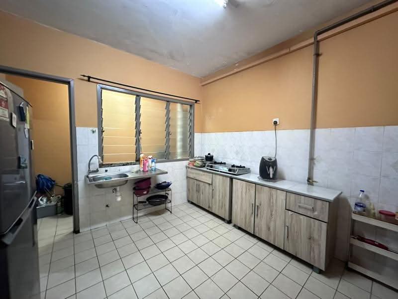 Apartment for Sale at Sri Intan 2 - Mandy Liew - Kitchen - PropertyGuru.com.my
