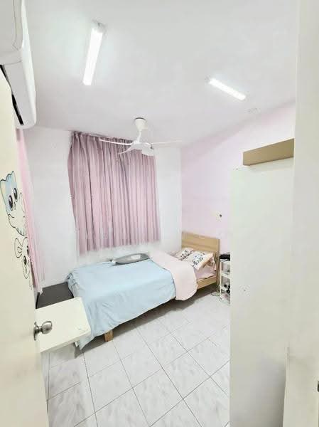 Apartment for Rent at Taman Kristal - Abby Woo - Bedroom - PropertyGuru.com.my