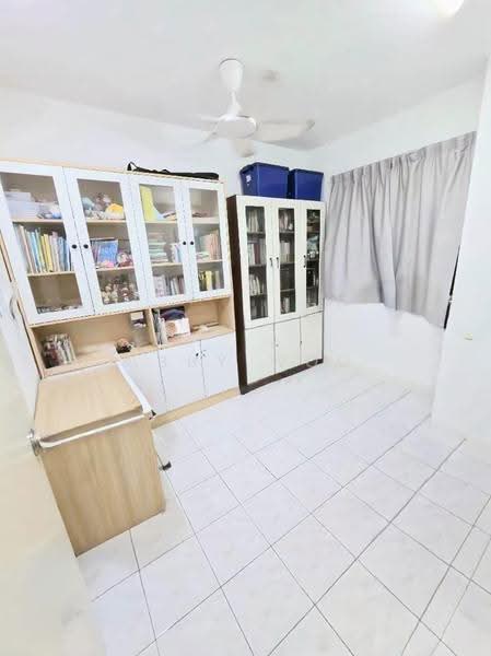 Apartment for Rent at Taman Kristal - Abby Woo - Study - PropertyGuru.com.my
