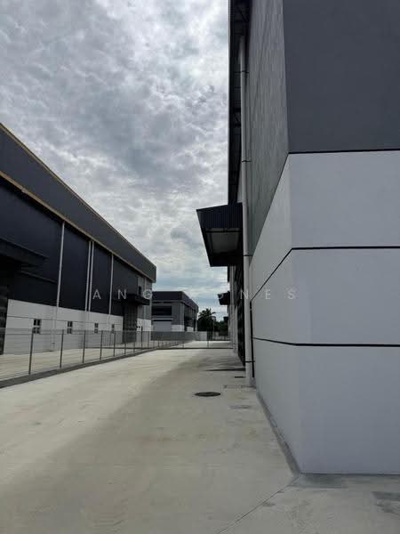 Semi-D Factory for Sale in Kampung Sri Cheeding (Jenjarom) - Ang Agnes - PropertyGuru.com.my