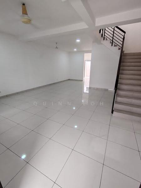 Rumah Teres untuk Disewa di Taman Jasa Intan (Bukit Mertajam) - Quinn Loh - Living Room - PropertyGuru.com.my
