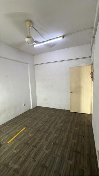 Flat for Sale at Pangsapuri Mawar (Bandar Baru Klang) - M. Sundram - Interior - PropertyGuru.com.my