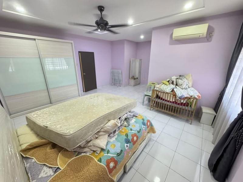 Rumah Teres 2-Tingkat untuk Disewa di Taman Pulai Flora (Skudai) - Ken Liew - Bedroom - PropertyGuru.com.my