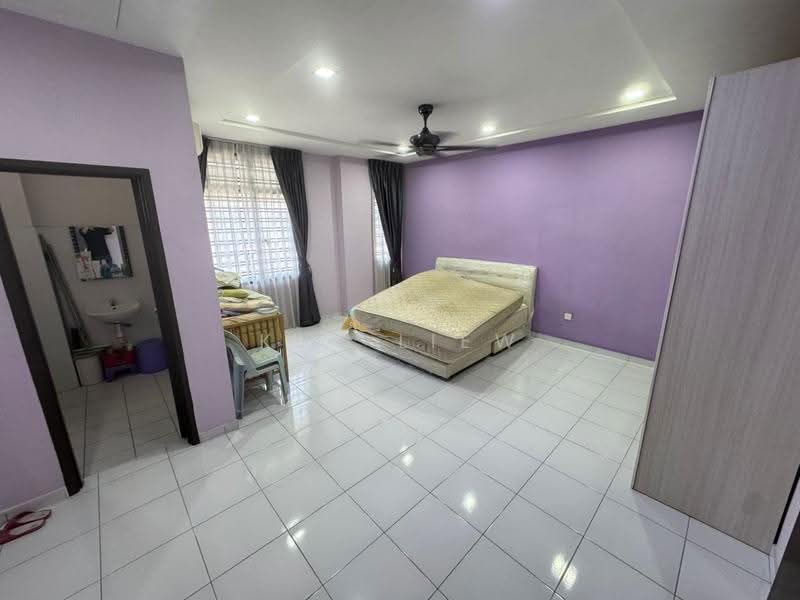 Rumah Teres 2-Tingkat untuk Disewa di Taman Pulai Flora (Skudai) - Ken Liew - Bedroom - PropertyGuru.com.my