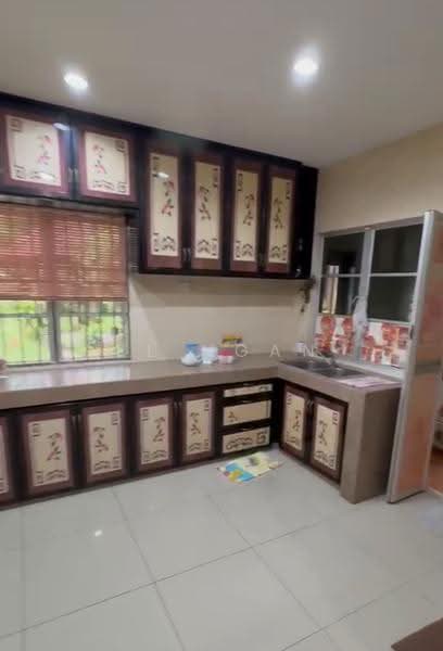 Semi-Detached House for Sale in Bandar Baru Bangi (Selangor) - CL Ngan - Kitchen - PropertyGuru.com.my