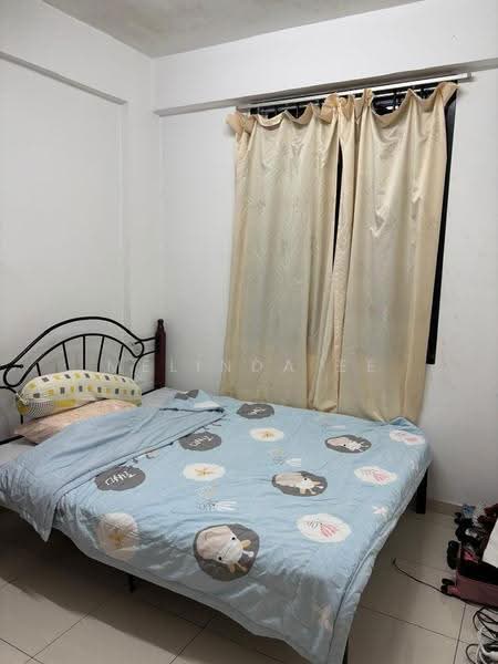 Pangsapuri untuk Dijual di Bayu Puteri 1 - Melinda Ee - Bedroom - PropertyGuru.com.my