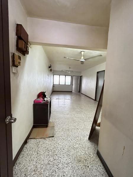 Apartment for Sale at Taman Kampar - Leong . - Living Room - PropertyGuru.com.my