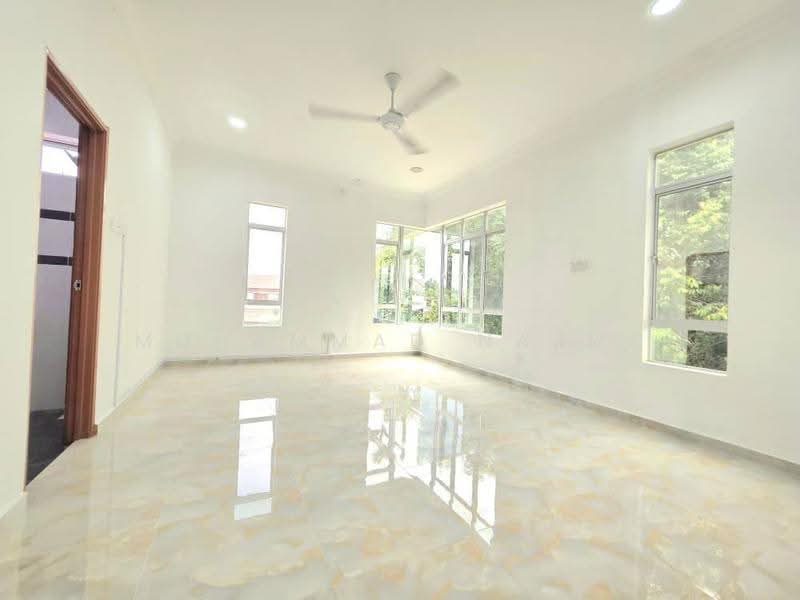 Semi-Detached House for Sale in Kampung Gong Pauh (Cukai) - Muhammad Najmi - Living Room - PropertyGuru.com.my