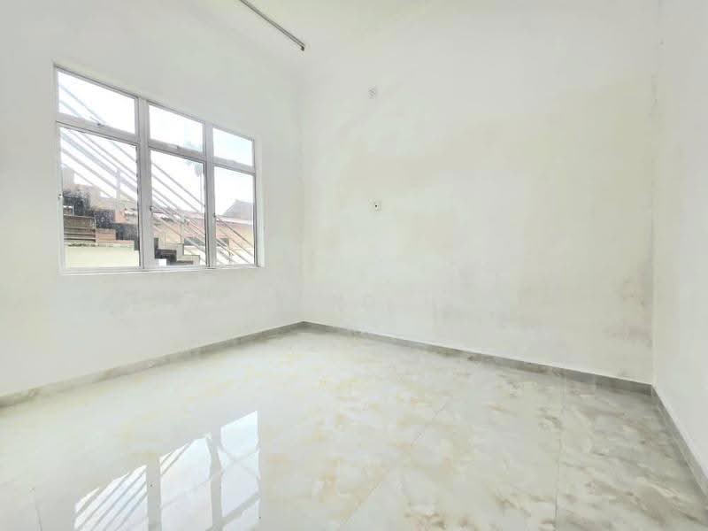 Semi-Detached House for Sale in Kampung Gong Pauh (Cukai) - Muhammad Najmi - Interior - PropertyGuru.com.my