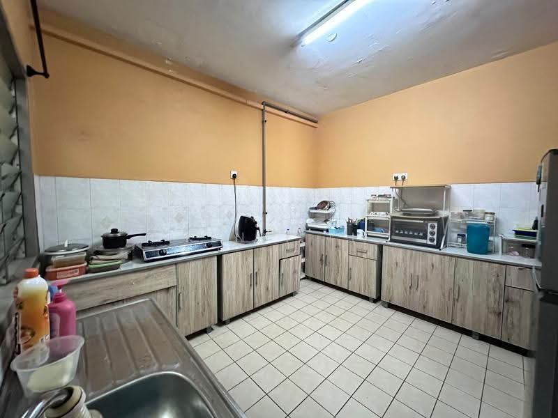 Apartment for Sale at Sri Intan 2 - Kenji Ti - Kitchen - PropertyGuru.com.my