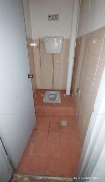 Kedai untuk Disewa di Bandar Sri Permaisuri (Cheras) - Vincent Lee - Bathroom - PropertyGuru.com.my