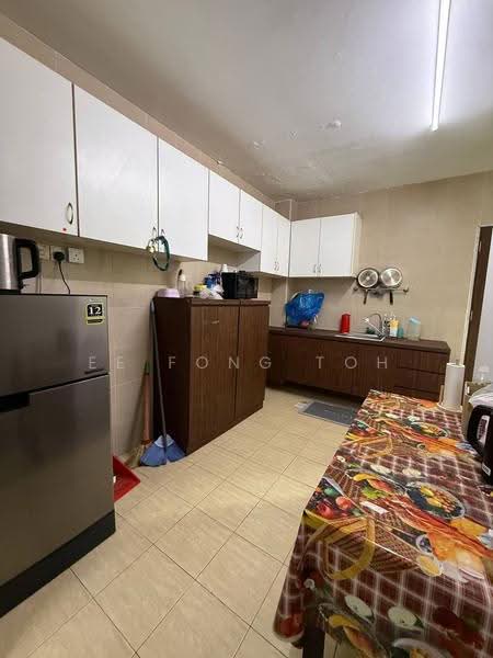 Apartment for Sale at Bukit Chagar (Pine View) - Ee Fong Toh - Kitchen - PropertyGuru.com.my