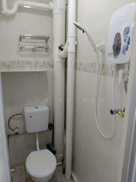 Apartment for Rent at Desa Indah Block 86 - Loh Yu Wen - Bathroom - PropertyGuru.com.my
