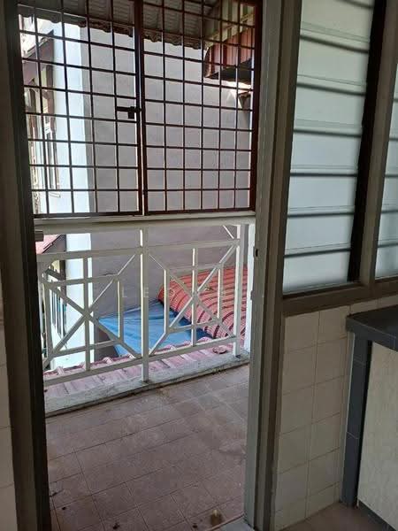 Apartment for Sale at Halaman Areka - Leong . - Balcony - PropertyGuru.com.my