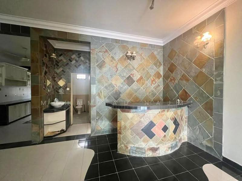 2-storey Terraced House for Sale in Kampung Injin Gergaji (Cukai) - Muhammad Najmi - Bathroom - PropertyGuru.com.my