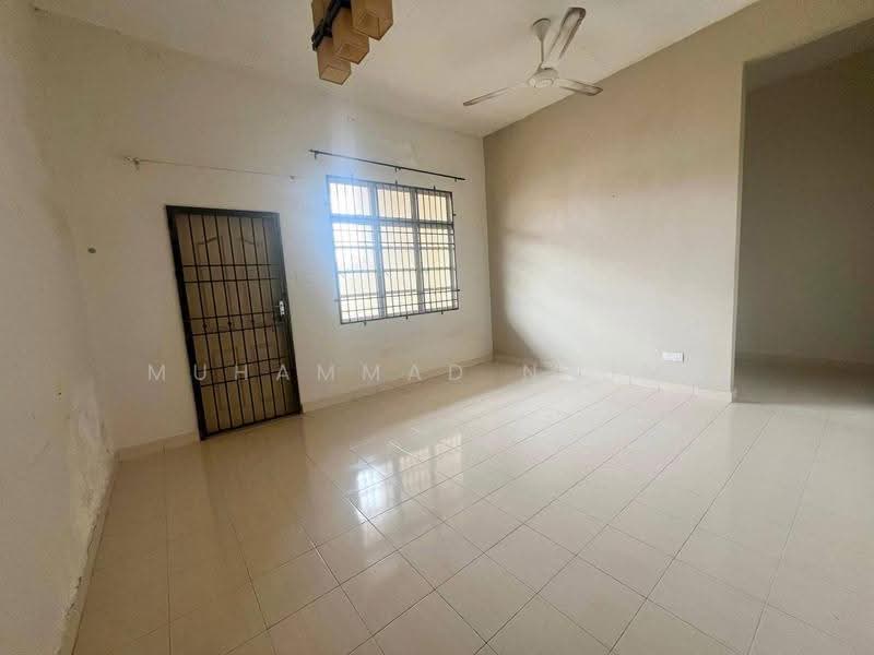 2-storey Terraced House for Sale in Kampung Injin Gergaji (Cukai) - Muhammad Najmi - Living Room - PropertyGuru.com.my