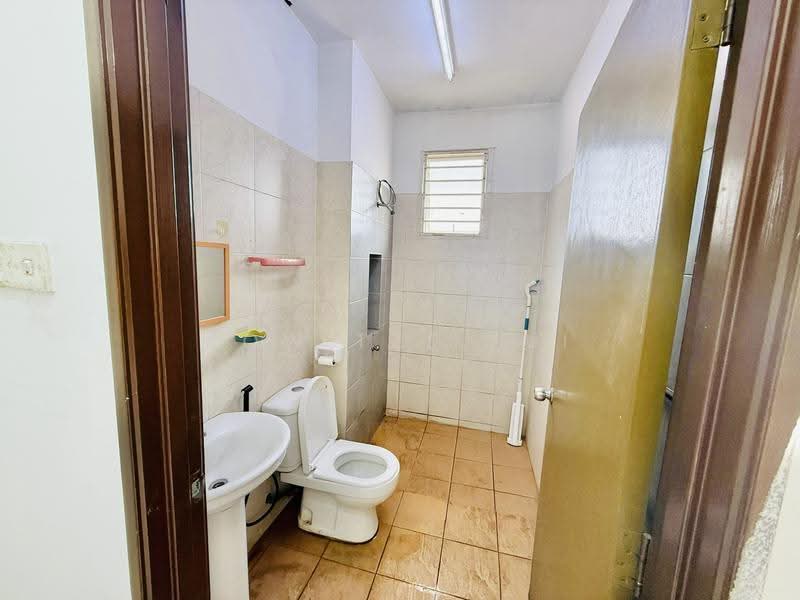 Rumah Berkembar untuk Disewa di Taman Aman Perdana (Kapar) - Kow Tze Fui - PropertyGuru.com.my