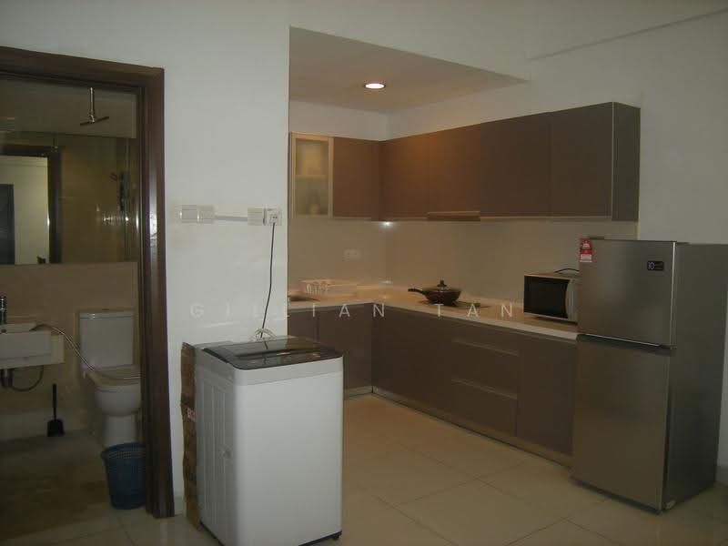 Kediaman Servis untuk Dijual di Regalia Residence - Gillian Tan - Kitchen - PropertyGuru.com.my