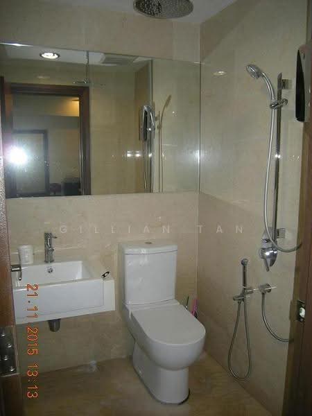 Kediaman Servis untuk Dijual di Regalia Residence - Gillian Tan - Bathroom - PropertyGuru.com.my