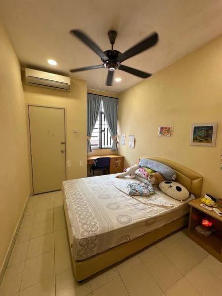 2-storey Terraced House for Sale in Taman Seri Austin (Tebrau) - Sky Tan - Bedroom - PropertyGuru.com.my