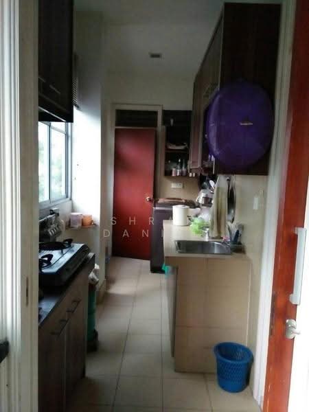 Semi-Detached House for Sale in Taman Segambut (Jalan Kuching) - Ashraff Daniel - Kitchen - PropertyGuru.com.my
