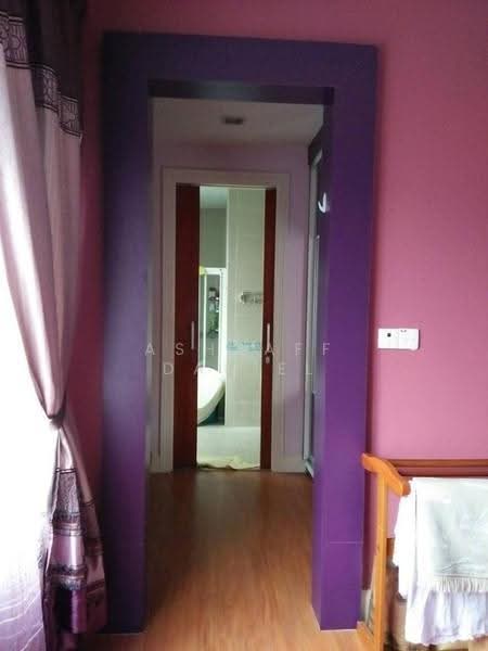 Semi-Detached House for Sale in Taman Segambut (Jalan Kuching) - Ashraff Daniel - Bathroom - PropertyGuru.com.my