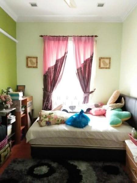 Semi-Detached House for Sale in Taman Segambut (Jalan Kuching) - Ashraff Daniel - Bedroom - PropertyGuru.com.my