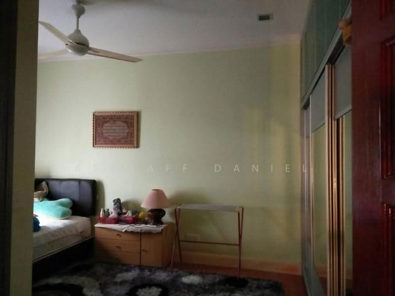 Semi-Detached House for Sale in Taman Segambut (Jalan Kuching) - Ashraff Daniel - Bedroom - PropertyGuru.com.my