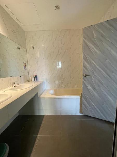 Rumah Berkembar untuk Dijual di Bandar Mahkota Cheras (Cheras) - Shirley Sea - Bathroom - PropertyGuru.com.my