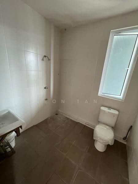 2-storey Terraced House for Sale in Batu Kawa (Kuching) - Leon Tan - Bathroom - PropertyGuru.com.my