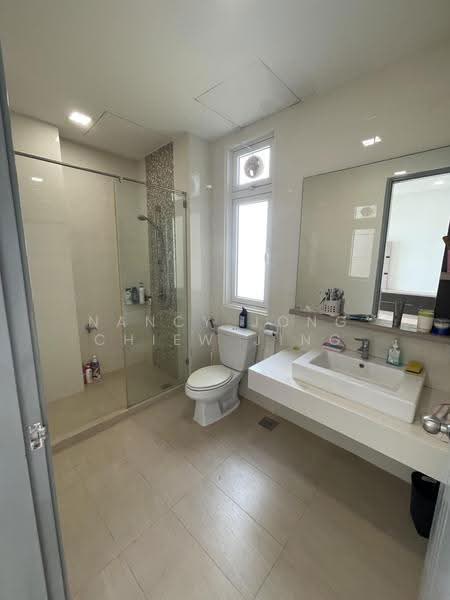 Kondominium untuk Dijual di Riverine Sapphire - NANCY JONG CHIEW JING - Bathroom - PropertyGuru.com.my