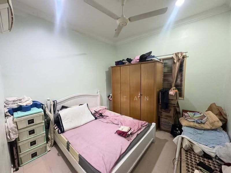 Rumah Teres 1-Tingkat untuk Dijual di Taman Sri Melati (Selayang) - Suki Tan - Bedroom - PropertyGuru.com.my