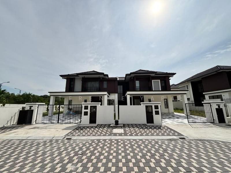 Rumah Berkembar untuk Dijual di Taman Tasik Semenyih (Semenyih) - Terence Yap - Exterior - PropertyGuru.com.my