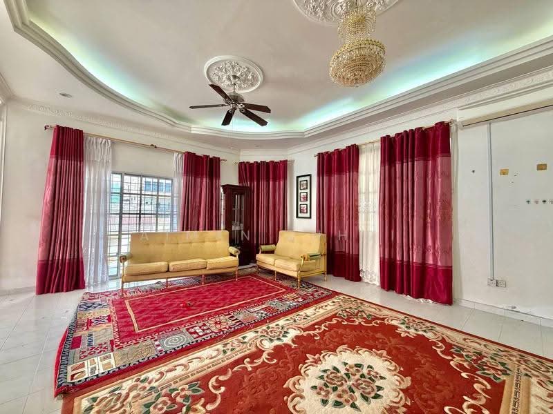 Bungalow House for Sale in Taman Ampang Indah (Kuala Kubu Bharu) - AIMAN ZUHDI - Living Room - PropertyGuru.com.my