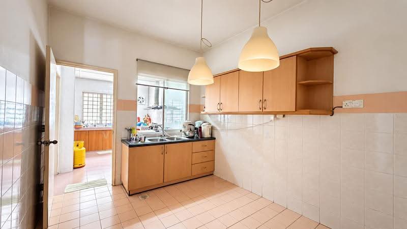 2-storey Terraced House for Sale in Bandar Sri Damansara (Selangor) - Vincent Tan - Kitchen - PropertyGuru.com.my