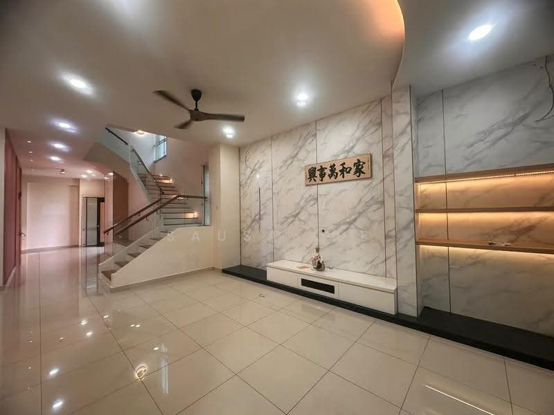 Semi-Detached House for Sale in Taman Molek (Johor Bahru) - Sausa Lee - Living Room - PropertyGuru.com.my