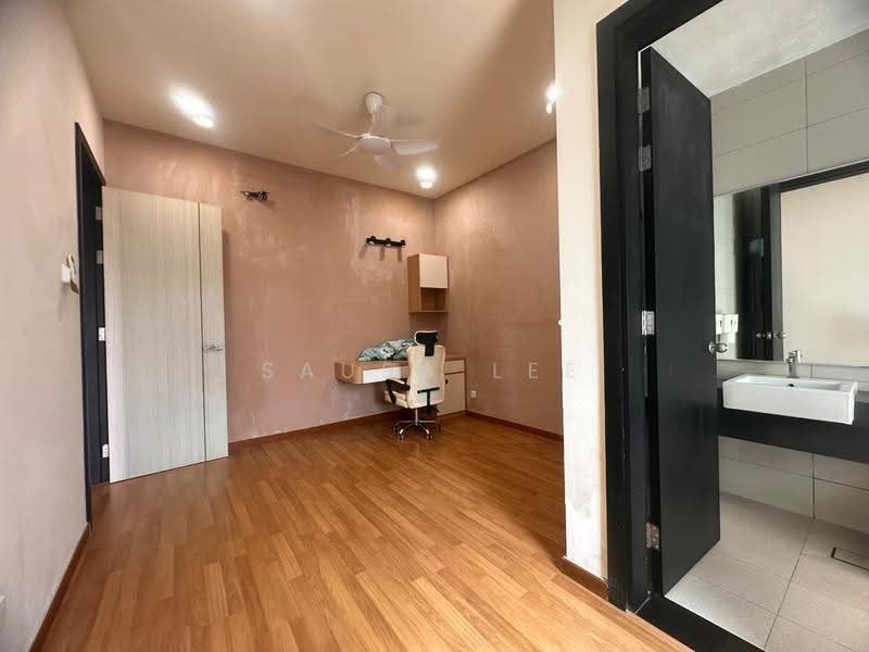 Semi-Detached House for Sale in Taman Molek (Johor Bahru) - Sausa Lee - Study - PropertyGuru.com.my