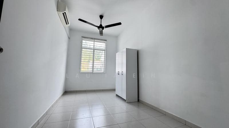 Rumah Teres 2-Tingkat untuk Disewa di Rawang (Selangor) - Lau Ia Ein - Bedroom - PropertyGuru.com.my