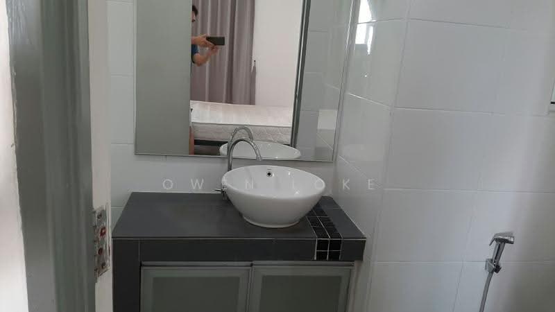 Kediaman Servis untuk Disewa di Ritze Perdana 2 - Owen Loke - Bathroom - PropertyGuru.com.my