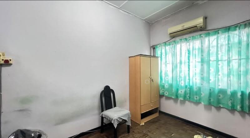 2-storey Terraced House for Sale in Taman Kajang Baru (Kajang) - Dlynie Ooi - Bedroom - PropertyGuru.com.my